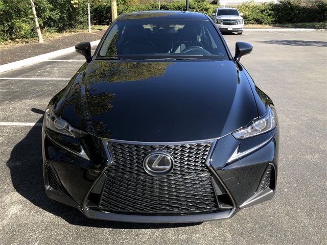 2018 Lexus IS 