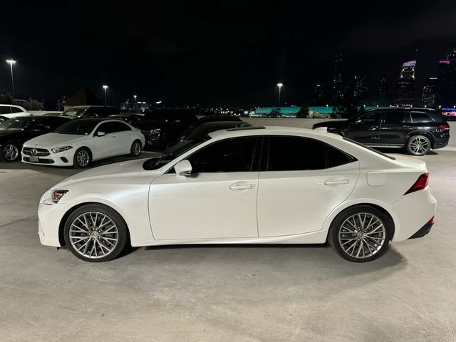 2018 Lexus IS 300