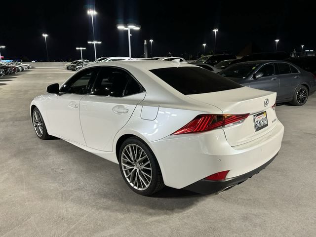 2018 Lexus IS 300