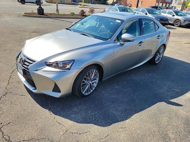 2018 Lexus IS 