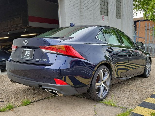 2018 Lexus IS 300