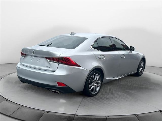 2018 Lexus IS 300