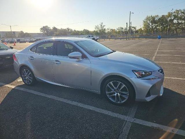 2018 Lexus IS 300