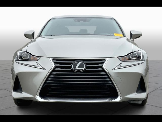 2018 Lexus IS 