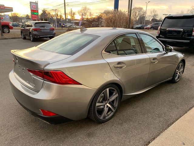 2018 Lexus IS 300