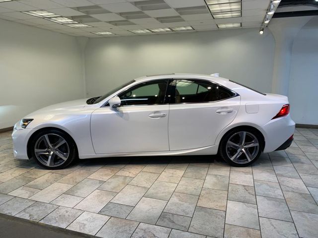 2018 Lexus IS 