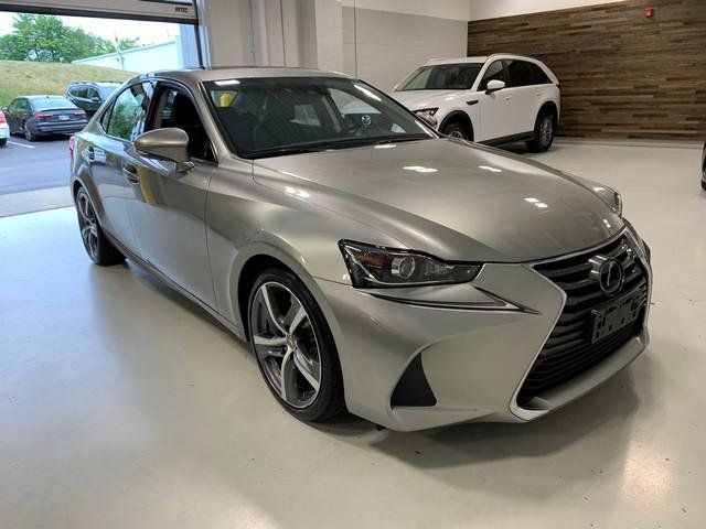 2018 Lexus IS 300