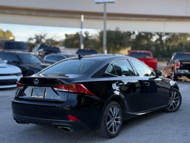 2018 Lexus IS 300