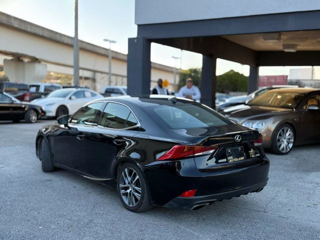 2018 Lexus IS 300