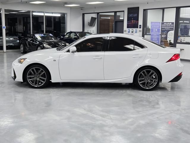 2018 Lexus IS 300