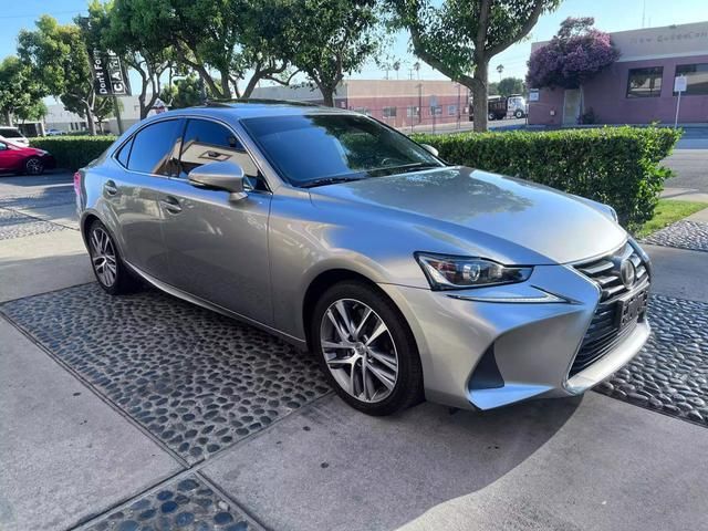 2018 Lexus IS 300