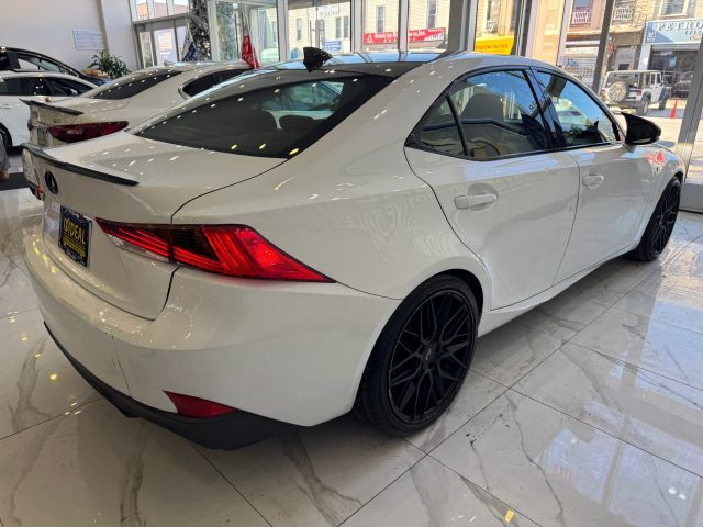 2018 Lexus IS 300