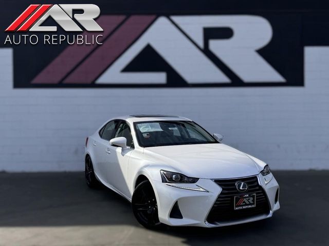 2018 Lexus IS 350