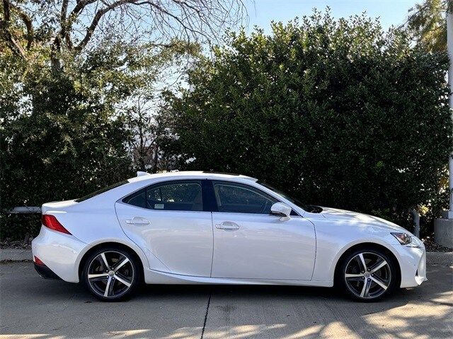 2018 Lexus IS 300 F Sport