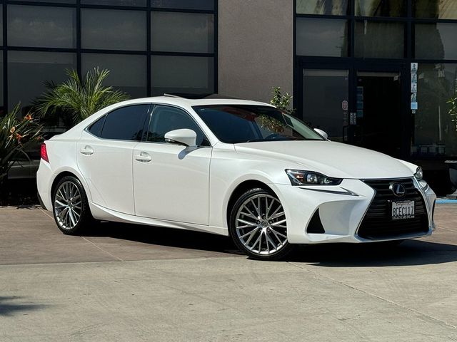 2018 Lexus IS 300