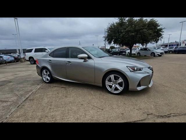 2018 Lexus IS 