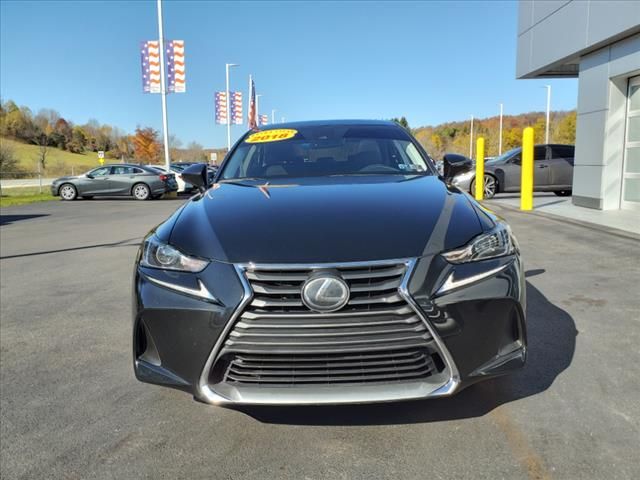 2018 Lexus IS 