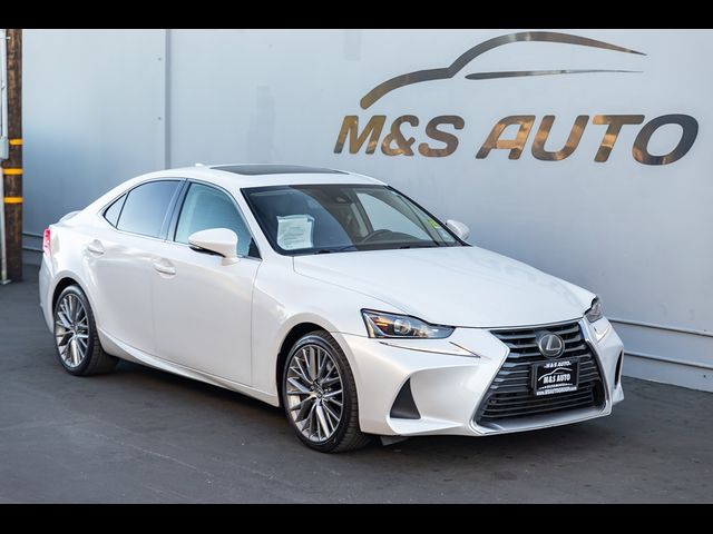 2018 Lexus IS 300