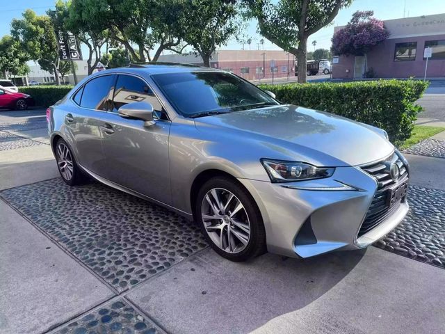 2018 Lexus IS 300