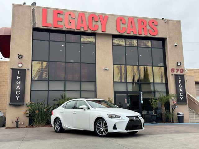 2018 Lexus IS 300