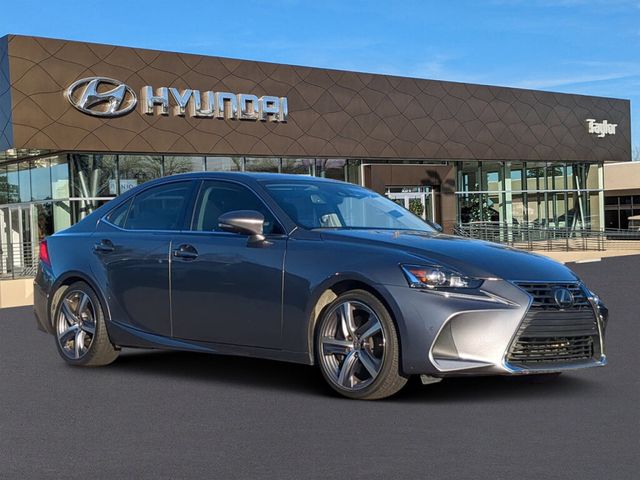 2018 Lexus IS 