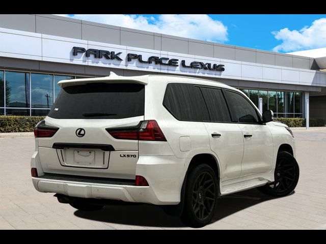 2018 Lexus LX 570