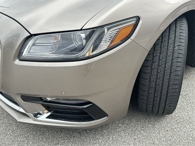 2018 Lincoln Continental Premiere