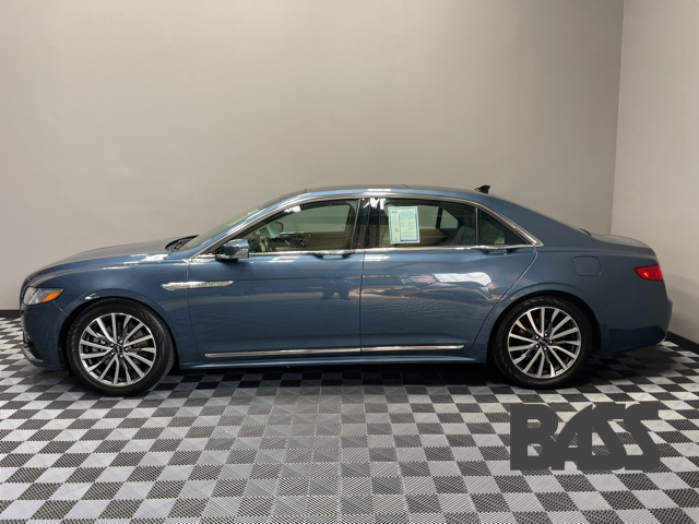 2018 Lincoln Continental Select