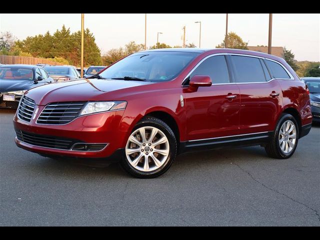 2018 Lincoln MKT Premiere