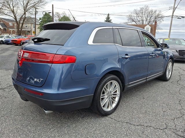 2018 Lincoln MKT Reserve