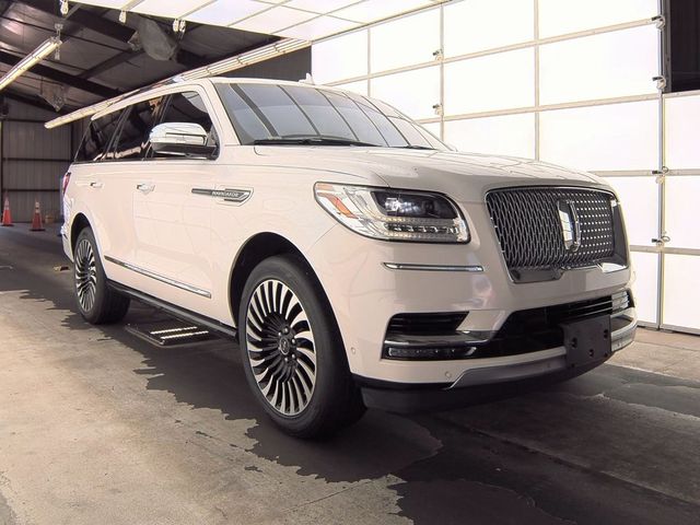 2018 Lincoln Navigator Black Label