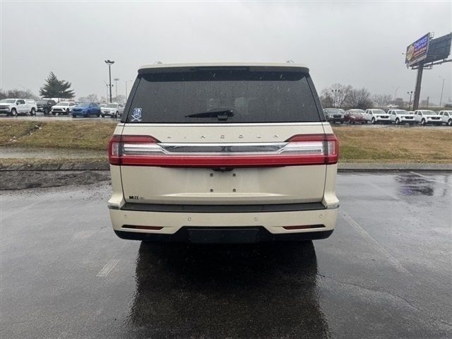 2018 Lincoln Navigator L Select