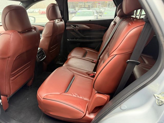 2018 Mazda CX-9 Signature