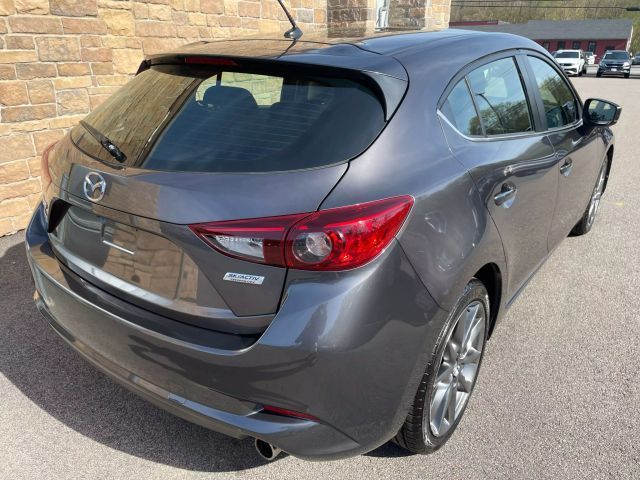 2018 Mazda Mazda3 Touring