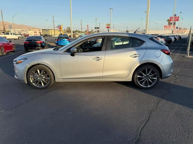 2018 Mazda Mazda3 Touring