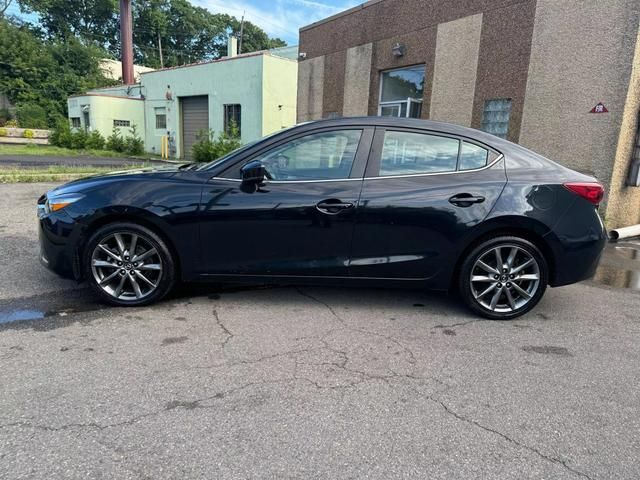 2018 Mazda Mazda3 Touring