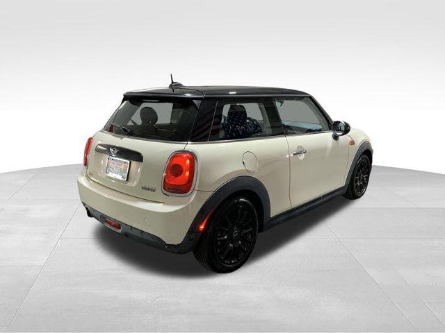 2018 MINI Cooper Hardtop Base