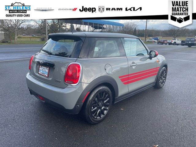 2018 MINI Cooper Hardtop Base