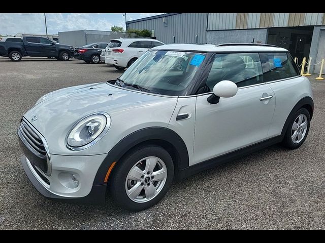 2018 MINI Cooper Hardtop Base