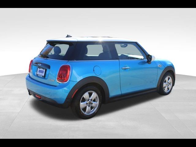 2018 MINI Cooper Hardtop Base