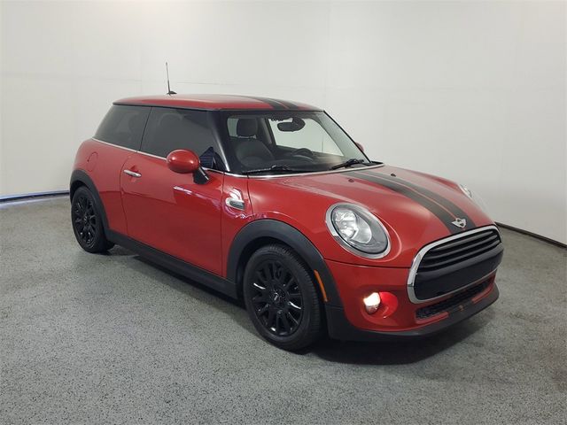 2018 MINI Cooper Hardtop Base