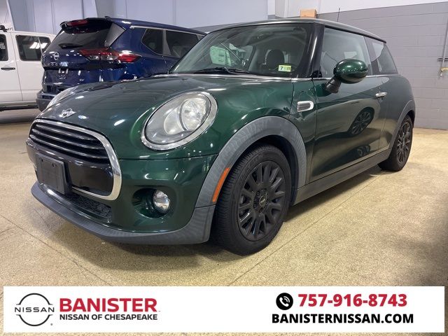 2018 MINI Cooper Hardtop Base