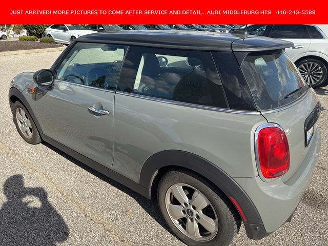 2018 MINI Cooper Hardtop Base