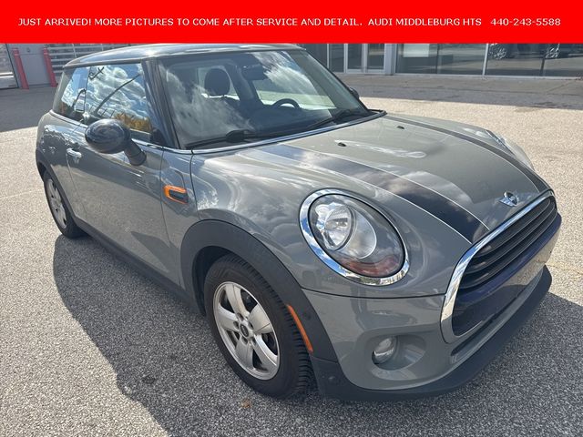 2018 MINI Cooper Hardtop Base