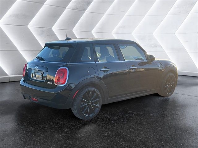 2018 MINI Cooper Hardtop Base