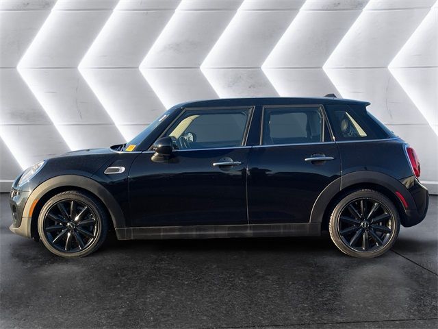 2018 MINI Cooper Hardtop Base