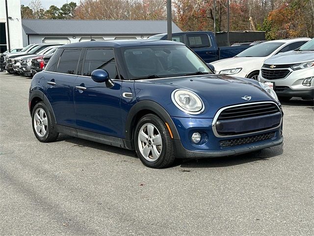 2018 MINI Cooper Hardtop Base