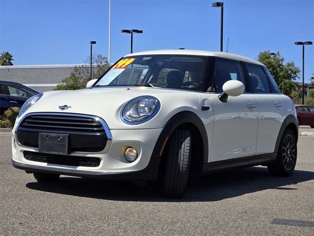 2018 MINI Cooper Hardtop Base