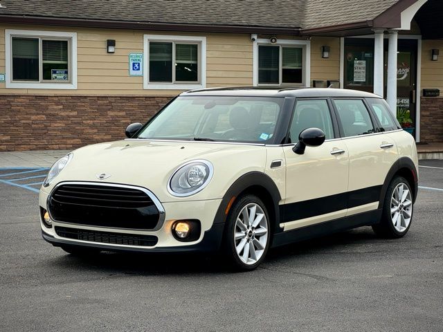 2018 MINI Cooper Clubman Base