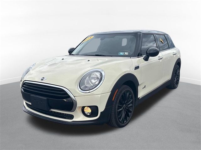 2018 MINI Cooper Clubman Base